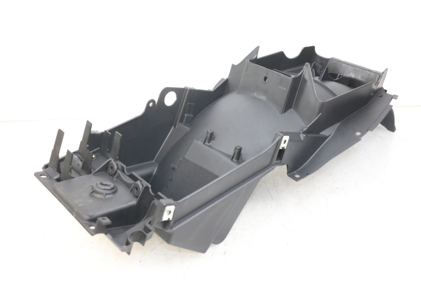 photo de PASSAGE ROUE ARRIERE MOTO GUZZI NORGE 8V GT 1200 (2011 - 2016)