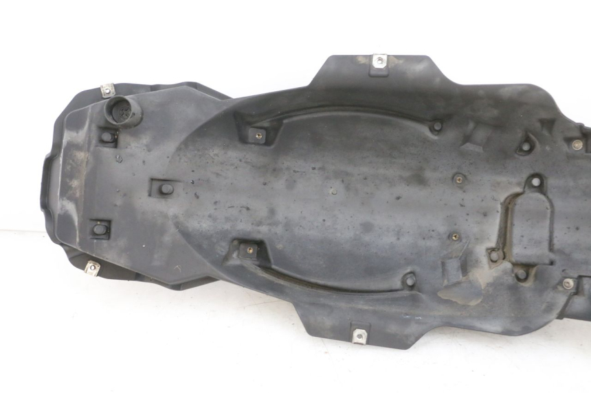 photo de PASSAGE ROUE ARRIERE BMW R RT ABS 1200 (2010 - 2014) - Zoom état d’usage