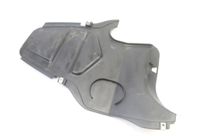 photo de PASSAGE ROUE ARRIERE GILERA RUNNER SP 50 (2006 - 2008)