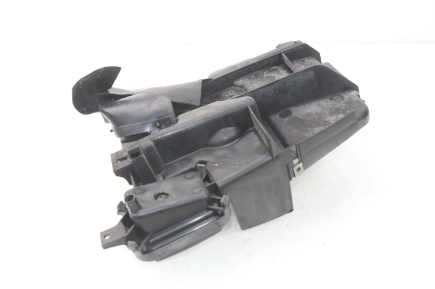 photo de PASSAGE ROUE ARRIERE HONDA SCV LEAD 100 (2003 - 2007)