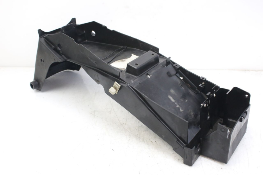 photo de PASSAGE ROUE ARRIERE TRIUMPH SPRINT ST 955 (1999 - 2001)