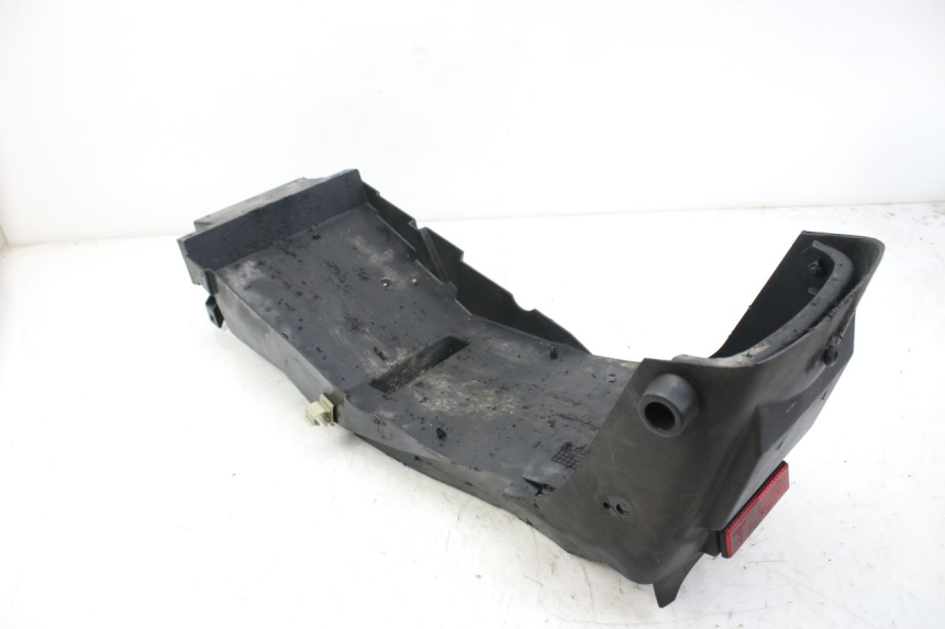 photo de PASSAGE ROUE ARRIERE TRIUMPH SPRINT ST 955 (1999 - 2001)