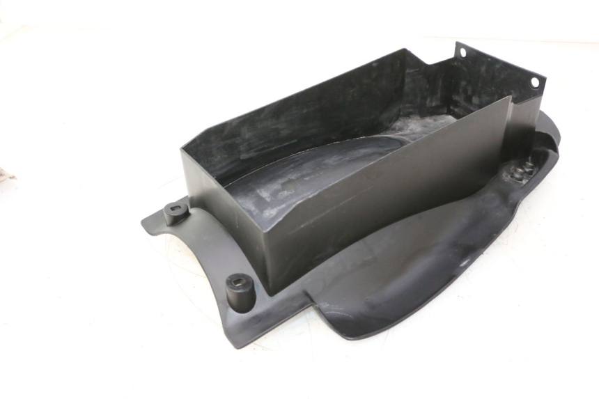 photo de PASSAGE ROUE ARRIERE DUCATI SS IE DS CARENEE 1000 (2002 - 2006) - Zoom état d’usage