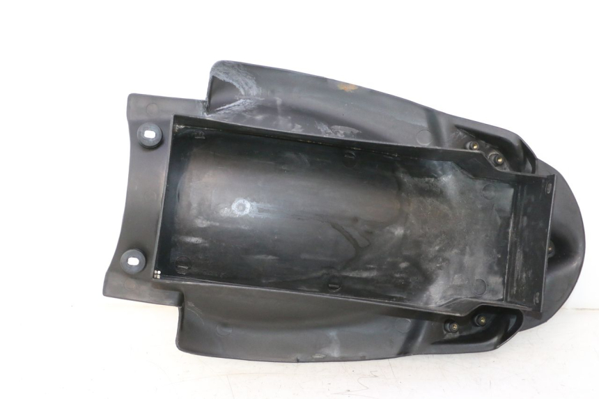 photo de PASSAGE ROUE ARRIERE DUCATI SS IE DS CARENEE 1000 (2002 - 2006) - Gros plan technique