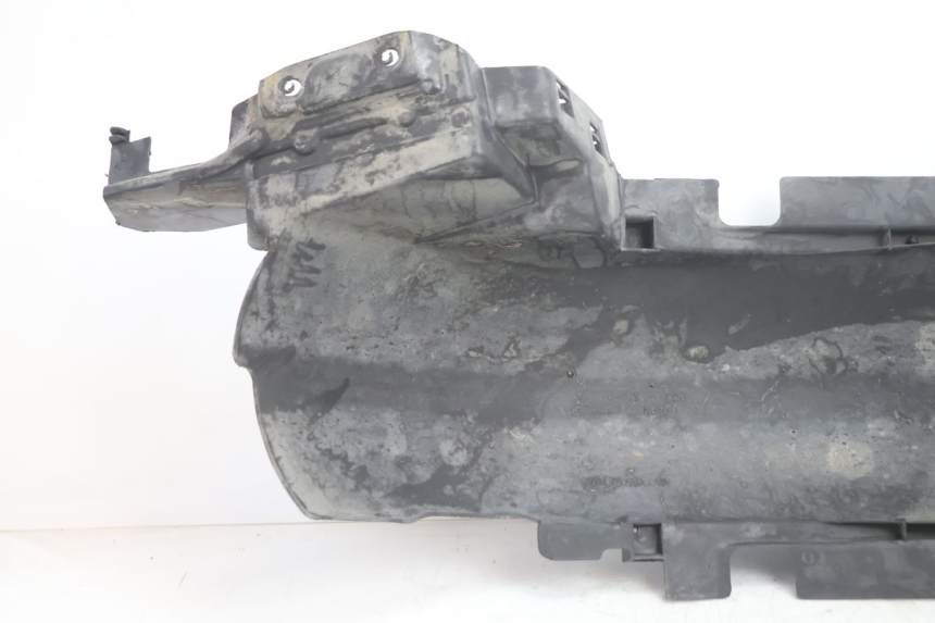photo de PASSAGE ROUE ARRIERE HONDA ST PAN EUROPEAN 1100 (1990 - 2002) - Pièce contrôlée