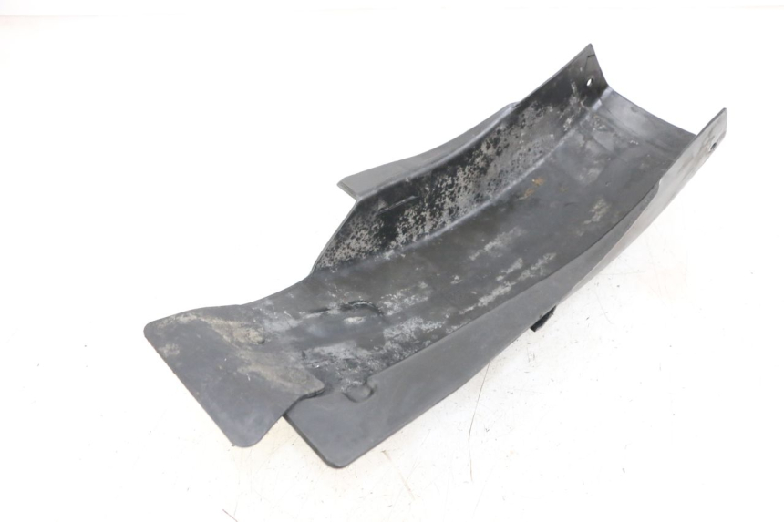 photo de PASSAGE ROUE ARRIERE SUZUKI GSX E 250 (1982 - 1983)
