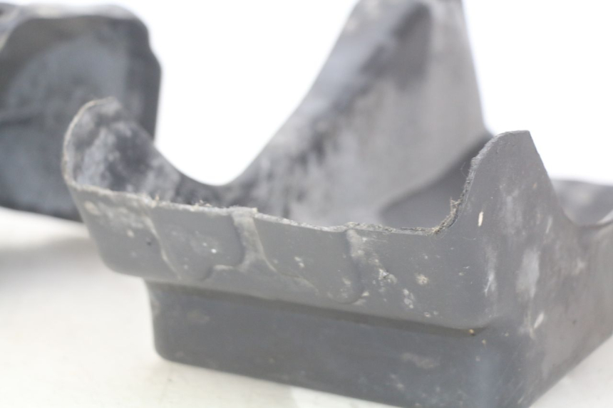 photo de PASSAGE ROUE ARRIERE SUZUKI GSX-F GSX  F 1100 (1988 - 1994)