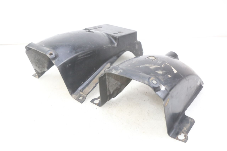 photo de PASSAGE ROUE ARRIERE SUZUKI GSX-F GSX  F 1100 (1988 - 1994)