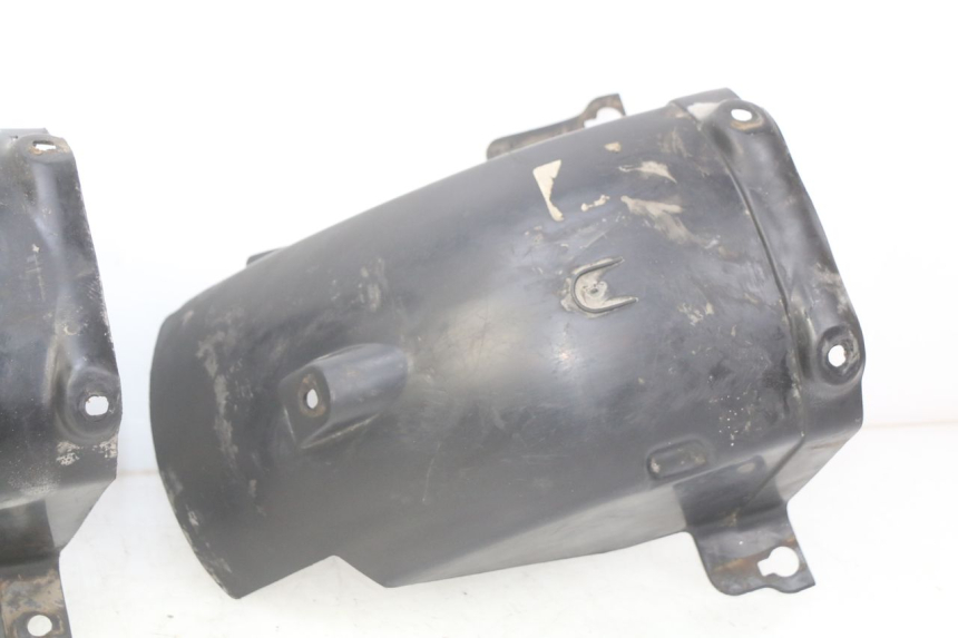 photo de PASSAGE ROUE ARRIERE SUZUKI GSX-F GSX  F 1100 (1988 - 1994)