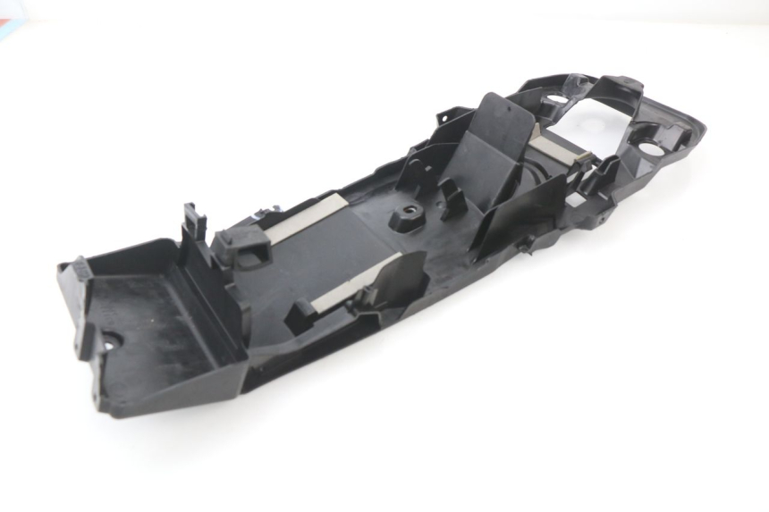 photo de PASSAGE ROUE ARRIERE SUZUKI GSX-R GSXR 600 (2008 - 2010)