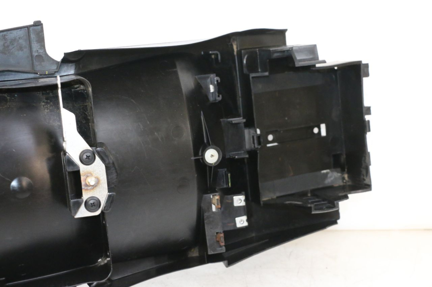 photo de PASSAGE ROUE ARRIERE YAMAHA TDM ABS 900 (2002 - 2014) - Marquages et références