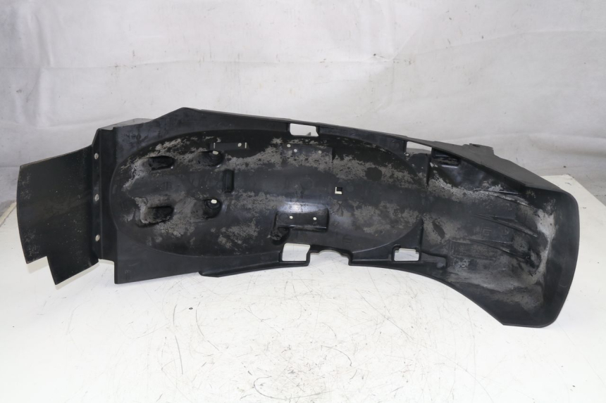 photo de PASSAGE ROUE ARRIERE TRIUMPH TIGER 955 (2001 - 2004)