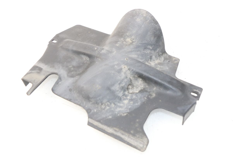photo de PASSAGE ROUE ARRIERE TRIUMPH SPRINT ST ABS 1050 (2005 - 2007)