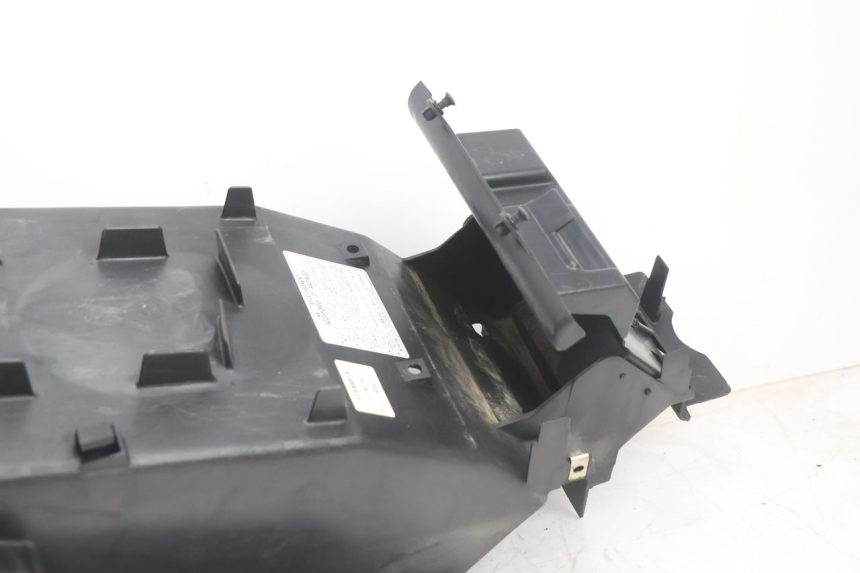 photo de PASSAGE ROUE ARRIERE HONDA VFR FI RC46 800 (1998 - 2001) - Zoom état d’usage