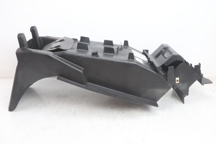 photo de PASSAGE ROUE ARRIERE HONDA VFR FI RC46 800 (1998 - 2001) - Autre angle de vue