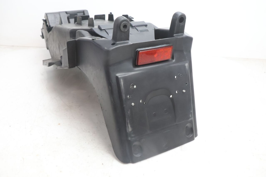 photo de PASSAGE ROUE ARRIERE HONDA VFR FI RC46 800 (1998 - 2001) - Gros plan technique