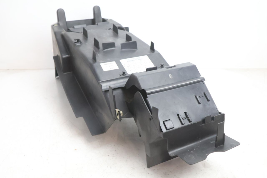 photo de PASSAGE ROUE ARRIERE HONDA VFR FI RC46 800 (1998 - 2001) - Vue d’ensemble