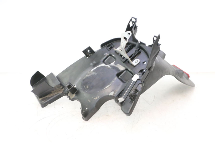 photo de PASSAGE ROUE ARRIERE PEUGEOT VIVACITY 50 (2004 - 2009) - Points de fixation