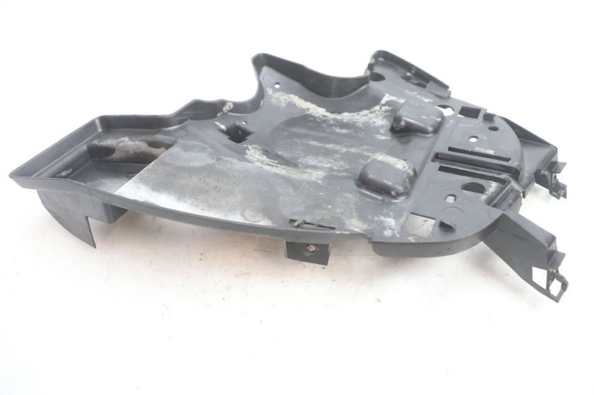 photo de PASSAGE ROUE ARRIERE PEUGEOT VIVACITY 50 (2004 - 2009) - Autre angle de vue