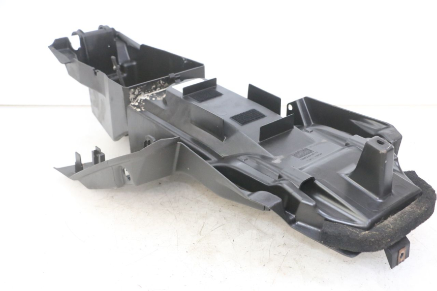 photo de PASSAGE ROUE ARRIERE HONDA XLV VARADERO 125 (2000 - 2006)