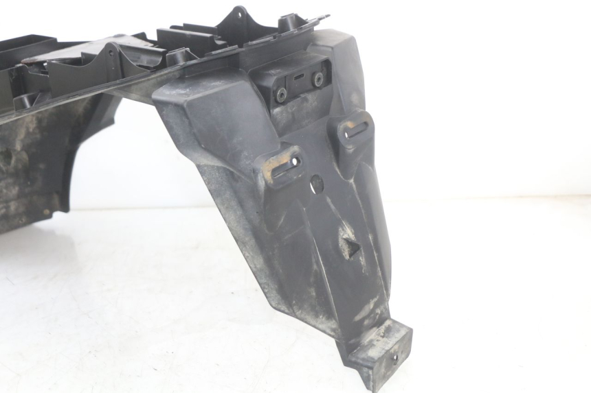 photo de PASSAGE ROUE ARRIERE YAMAHA FJR ABS 1300 (2006 - 2012)