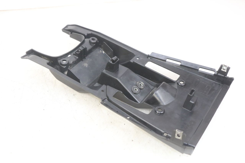 photo de PASSAGE ROUE ARRIERE YAMAHA MT ABS 125 (2014 - 2018)