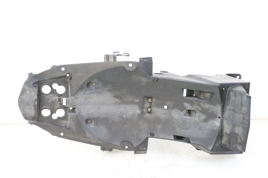 photo de PASSAGE ROUE ARRIERE YAMAHA XJ6 600 (2008 - 2016)