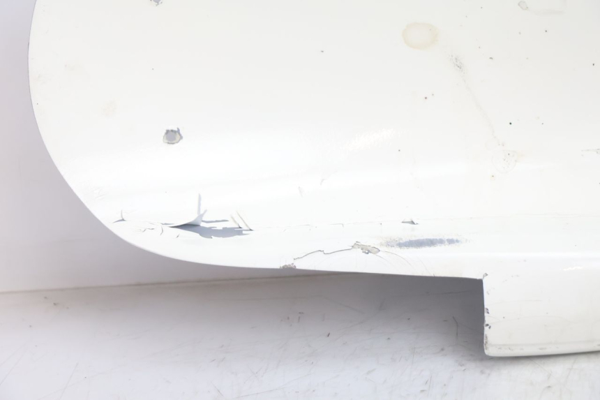 photo de PASSAGE ROUE ARRIERE YAMAHA YZF R GENESIS 750 (1993 - 1998) - Détail de la pièce