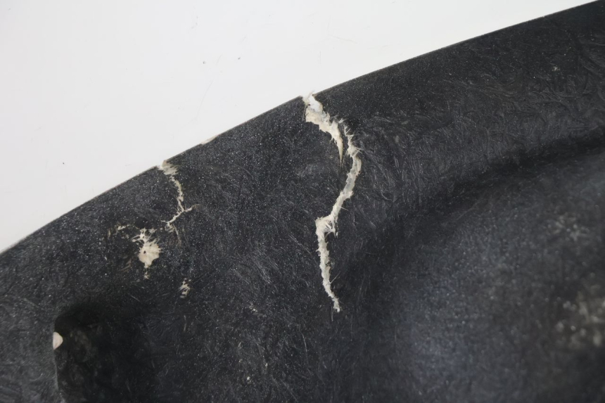 photo de PASSAGE ROUE ARRIERE YAMAHA YZF R GENESIS 750 (1993 - 1998) - État de surface