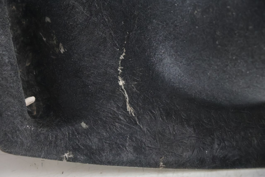 photo de PASSAGE ROUE ARRIERE YAMAHA YZF R GENESIS 750 (1993 - 1998) - Pièce contrôlée