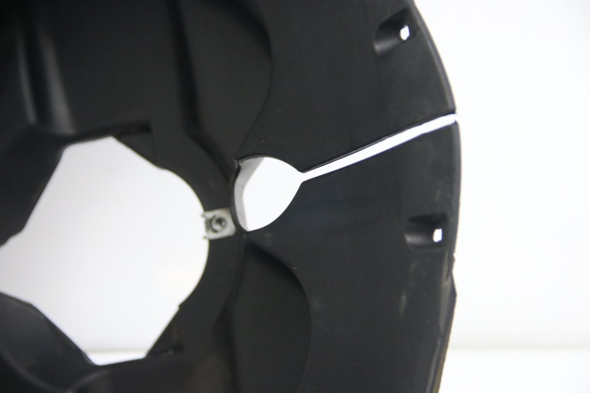 photo de PASSAGE ROUE AVANT APRILIA ATLANTIC 500 (2002 - 2003)