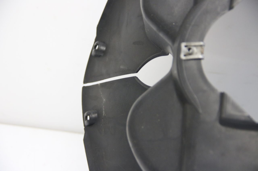 photo de PASSAGE ROUE AVANT APRILIA ATLANTIC 500 (2002 - 2003)