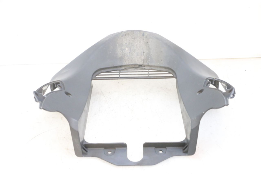 photo de PASSAGE ROUE AVANT SUZUKI BURGMAN 125 (2007 - 2014) - Vue d’ensemble