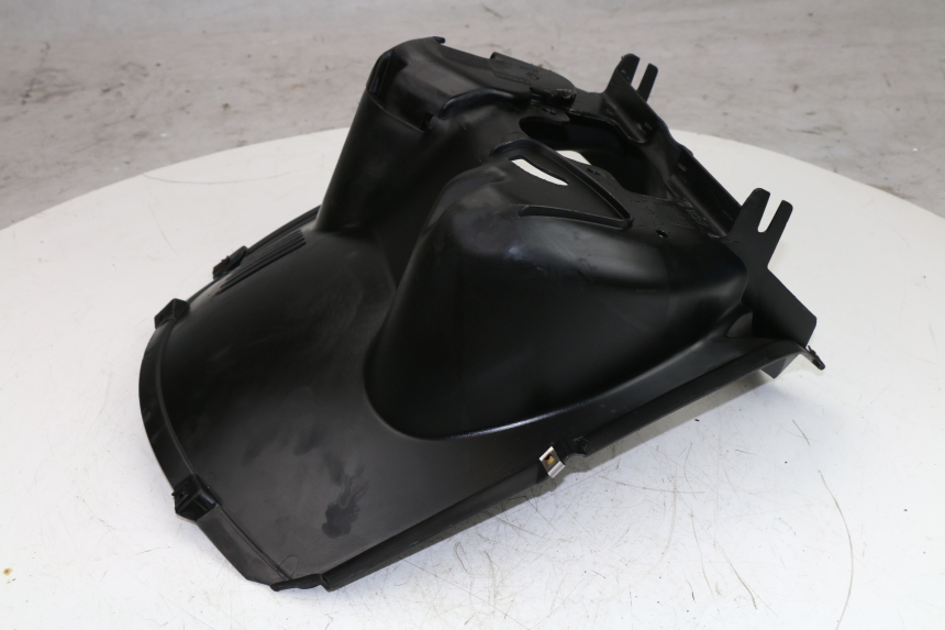 photo de PASSAGE ROUE AVANT PIAGGIO CARNABY 125 (2007 - 2011)