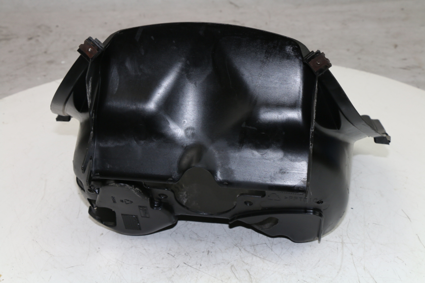 photo de PASSAGE ROUE AVANT PIAGGIO CARNABY 125 (2007 - 2011)