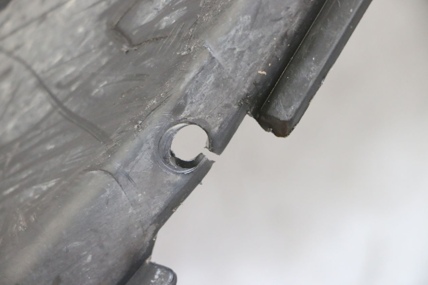 photo de PASSAGE ROUE AVANT YAMAHA JOG R 50 (2004 - 2014)