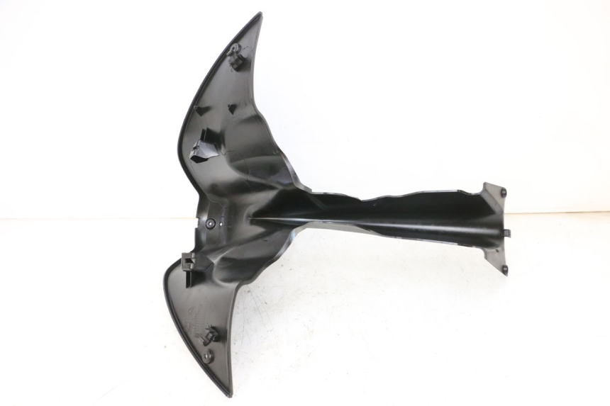 photo de PASSAGE ROUE AVANT PIAGGIO MP3 HPE 300 (2019 - 2026) - Vue d’ensemble