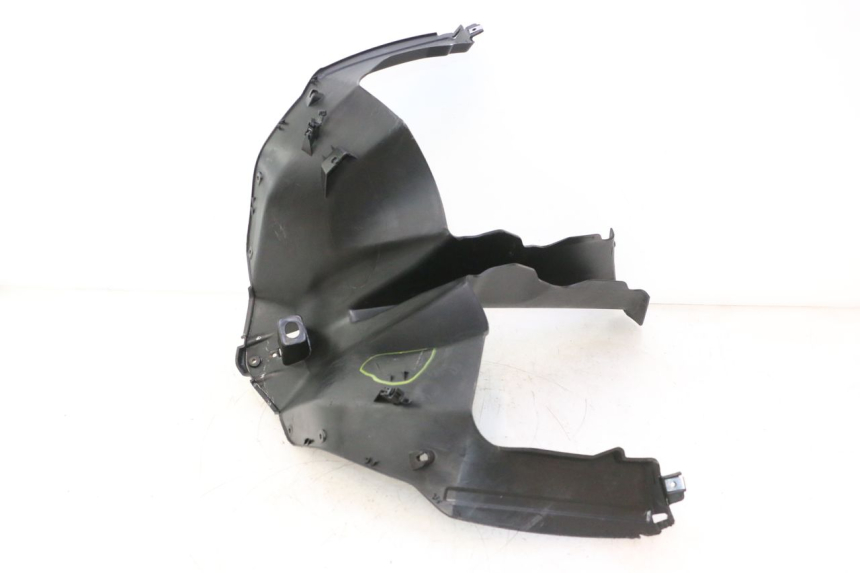 photo de PASSAGE ROUE AVANT PIAGGIO MP3 HPE 530 (2022 - 2026) - Autre angle de vue