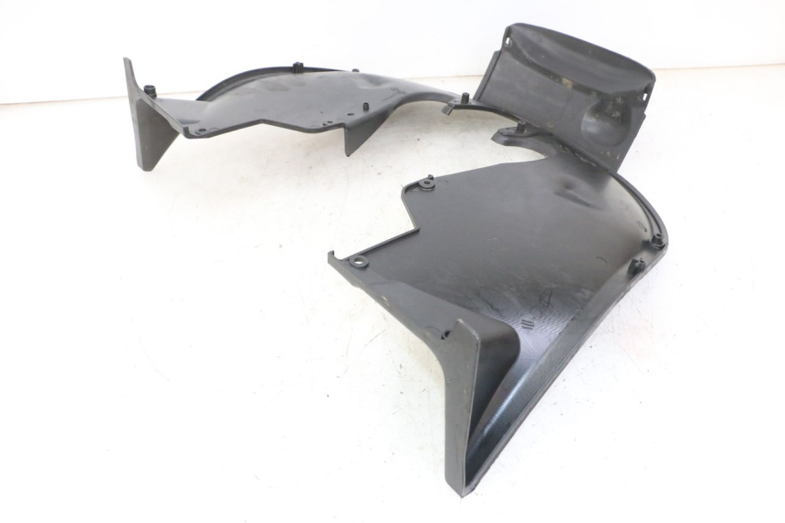 photo de PASSAGE ROUE AVANT PIAGGIO MP3 LT 300 (2010 - 2016)