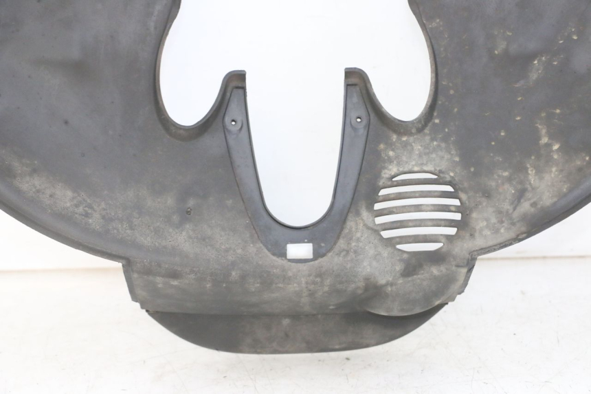 photo de PASSAGE ROUE AVANT PIAGGIO MP3 LT 300 (2010 - 2016)