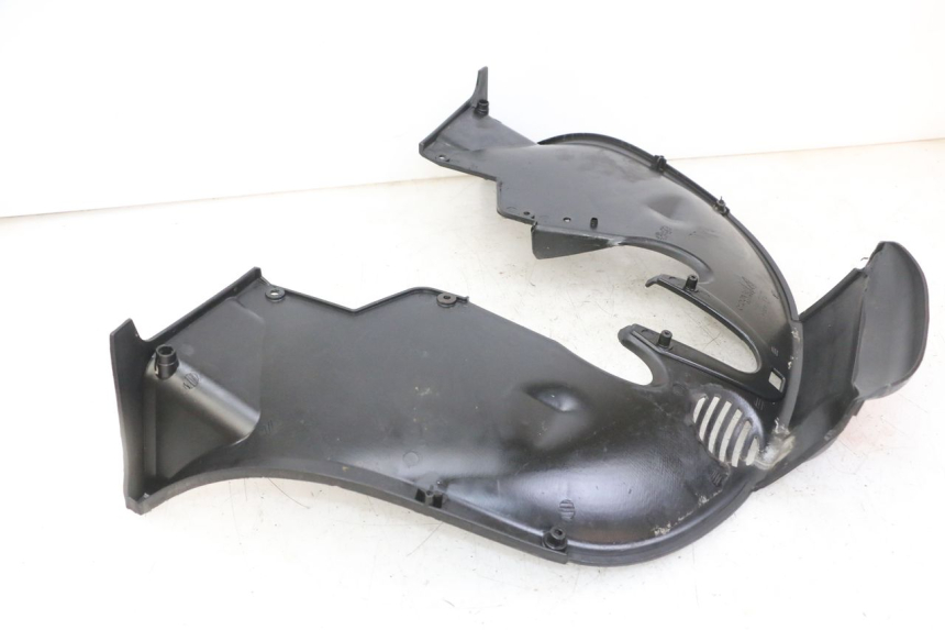 photo de PASSAGE ROUE AVANT PIAGGIO MP3 LT 400 (2007 - 2012)