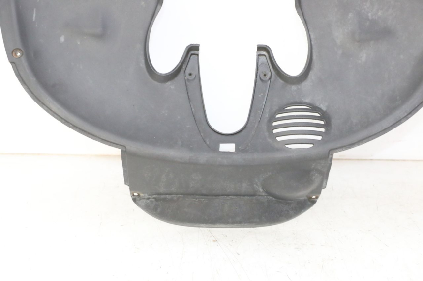 photo de PASSAGE ROUE AVANT PIAGGIO MP3 RL 250 (2007 - 2010)