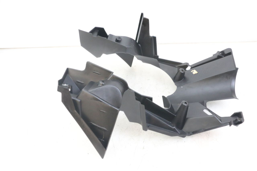 photo de PASSAGE ROUE AVANT YAMAHA AEROX 2T 50 (2013 - 2017)