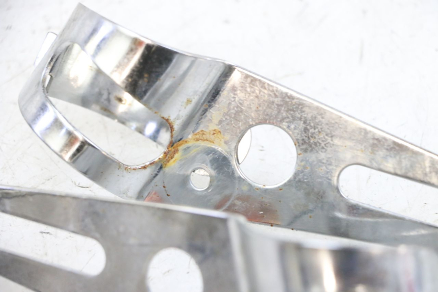 photo de PATTE PHARE SUZUKI GSF N BANDIT 600 (1996 - 1999) - Points de fixation