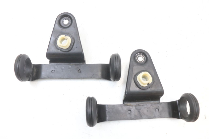 photo de PATTE PHARE SUZUKI GSX E 250 (1982 - 1983)