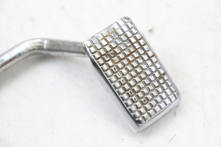 photo de Brake pedal HYOSUNG GV AQUILA 125 (2000 - 2004) - Gros plan technique