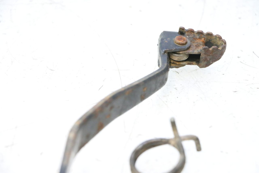 photo de PEDALE DE FREIN  SUZUKI DR S 600 (1985 - 1989) - Zoom état d’usage