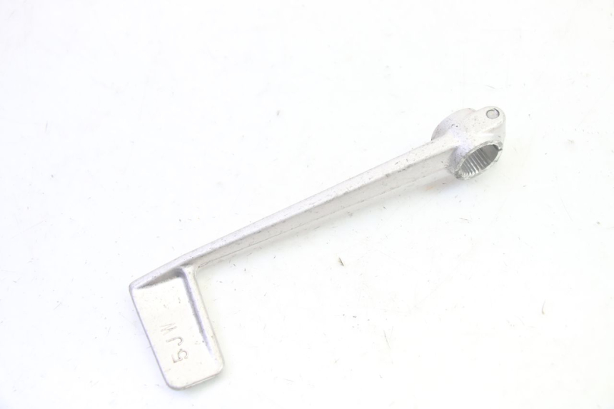 photo de PEDALE DE FREIN YAMAHA FJR ABS 1300 (2006 - 2012) - Gros plan technique