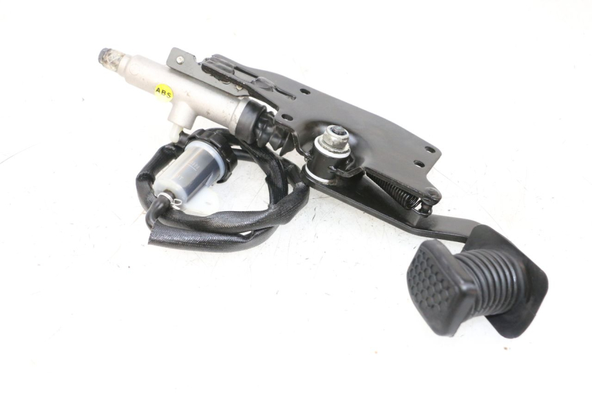 photo de PEDALE DE FREIN  PIAGGIO MP3 HPE 300 (2019 - 2026) - Vue principale