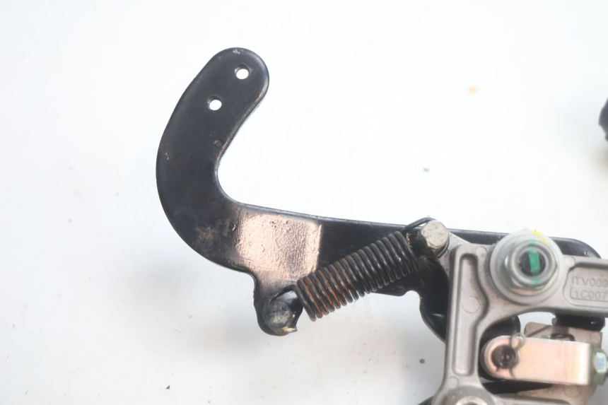 photo de PEDALE DE FREIN  PIAGGIO MP3 HPE 530 (2022 - 2026) - Zoom état d’usage